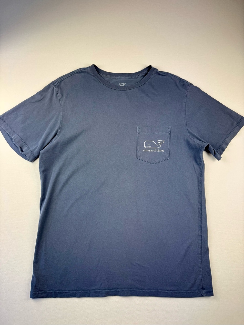 Vineyard Vines Men's Pocket Tee ‘ Vintage Whale ‘ Logo Short Sleeve T Shirt Blue